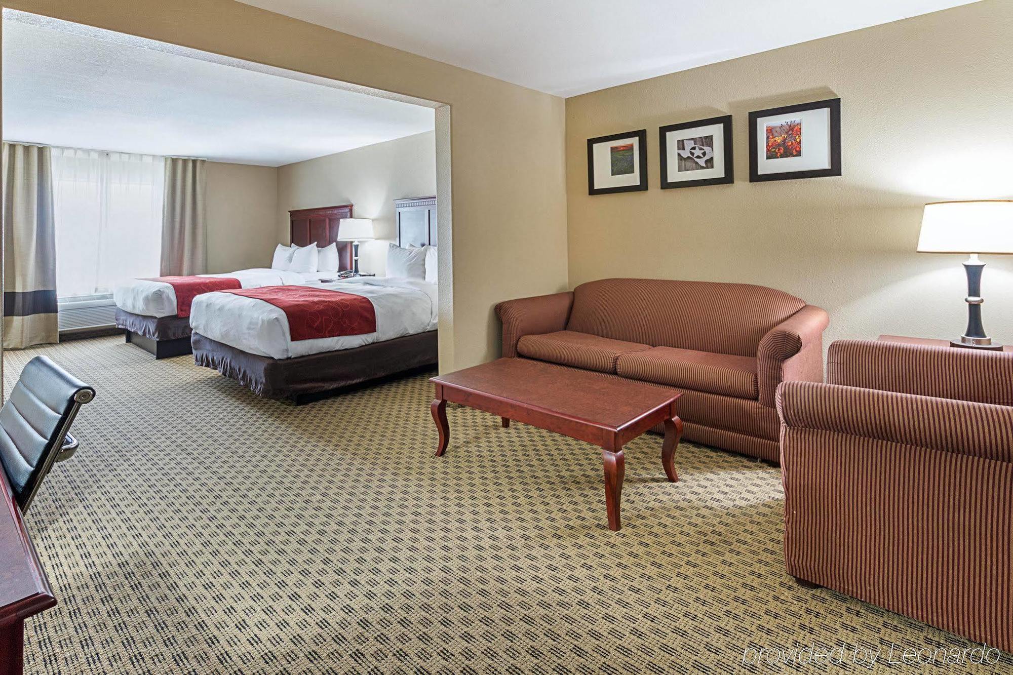 คอมฟอร์ท สวีท Hotel เอนนิส ภายนอก รูปภาพ